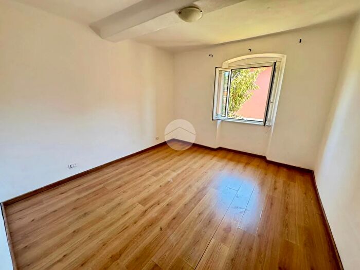 Appartamento trilocale in vendita in Via Sara, Sestri Levante