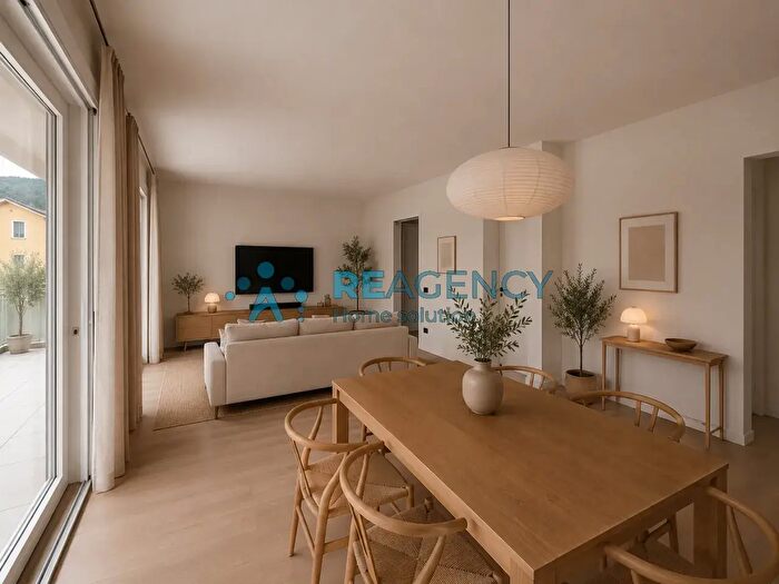 Appartamento quadrilocale in vendita in Viale Regina Margherita, Valdagno