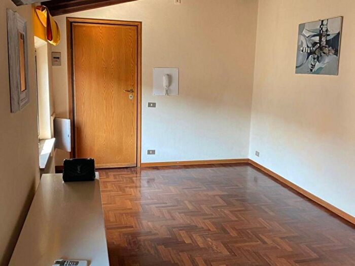 Casa bilocale in affitto in Centro Storico, Parma