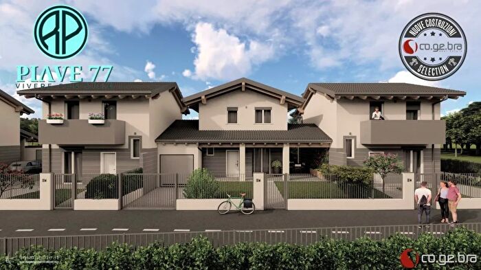 Casa quadrilocale in vendita in Via Piave Cogliate, Cogliate