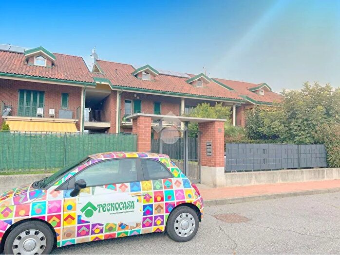 Casa con 5 locali in vendita in Via Santa Lucia, San Maurizio Canavese