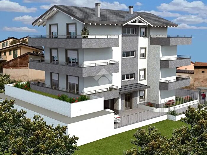 Appartamento trilocale in vendita in Via MC Mahon, Parabiago