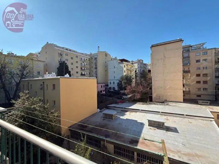 Appartamento trilocale in vendita in Via San Vito, Trieste