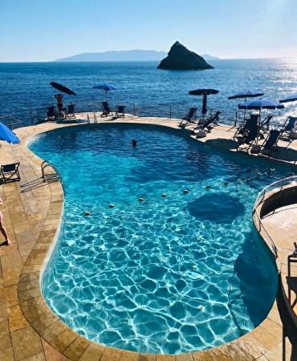 Appartamento con 6 locali in vendita in Località Calamoresca, Monte Argentario