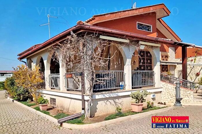 Appartamento trilocale in vendita in False, Foggia