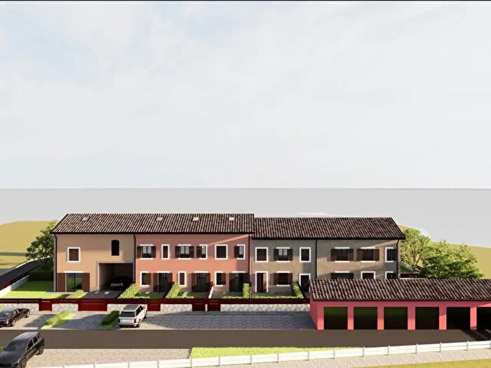 Casa in vendita in Via Enrico Forlanini, Parma