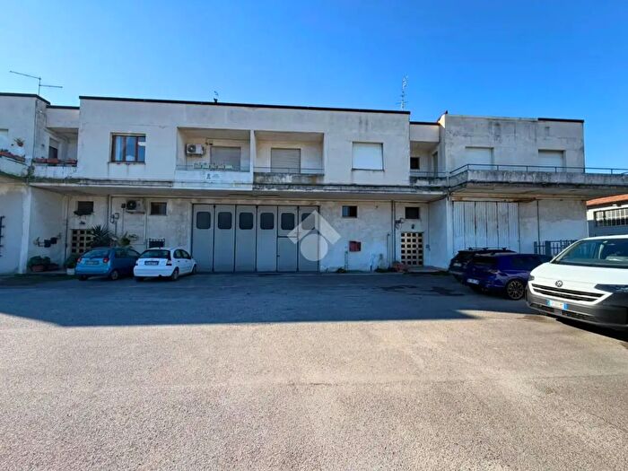 Appartamento trilocale in vendita in Via Caduti del Lavoro, Ancona