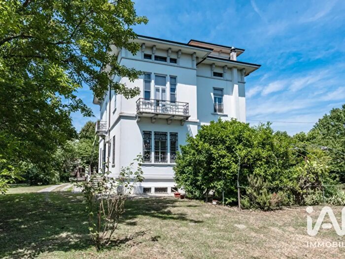Casa con 13 locali in vendita in Via Via delle Ombre, Jolanda Di Savoia