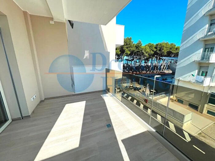 Appartamento trilocale in vendita in Lungomare Marconi, Alba Adriatica