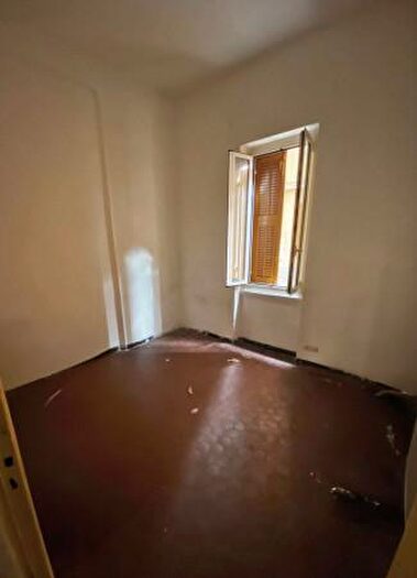 Appartamento quadrilocale in vendita in Via Sapri, Genova