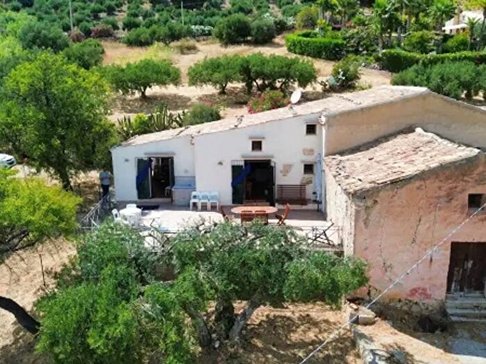 Casa trilocale in vendita in Contrada Sarmuci, Castellammare Del Golfo