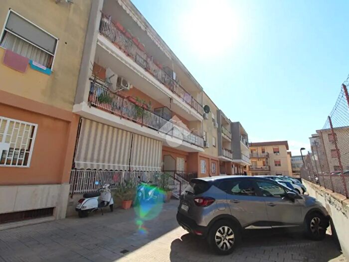 Appartamento quadrilocale in vendita in Via Mario Trapassi, Palermo