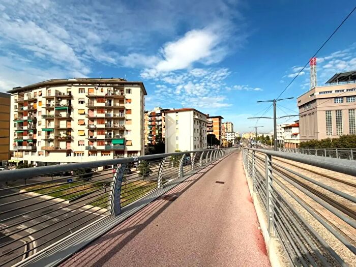 Appartamento quadrilocale in vendita in Via della Villa Demidoff, Firenze