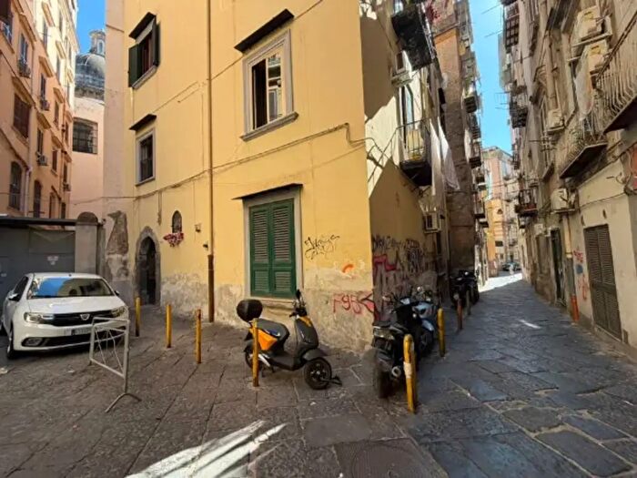 Appartamento bilocale in vendita in Via Ferri Vecchi, Napoli
