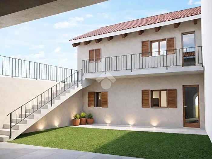 Appartamento bilocale in vendita in Via Donadoni, Zanica