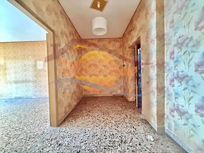 Appartamento trilocale in vendita in Viale Tica, Siracusa