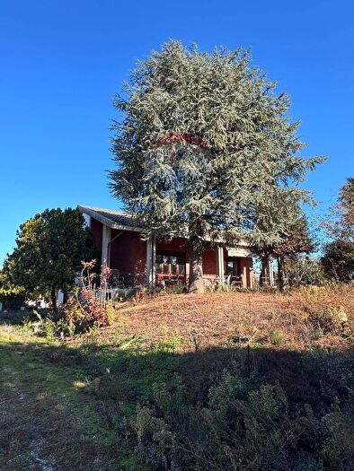 Casa quadrilocale in vendita in Via Roma, Inverno E Monteleone