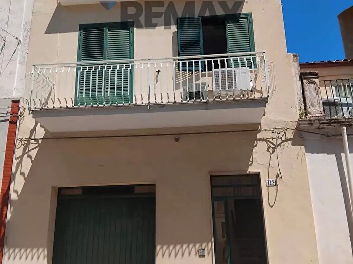 Casa quadrilocale in vendita in Via Milano, Avola