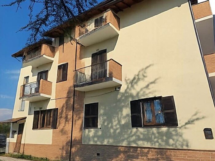 Appartamento trilocale in affitto in Via Berlino, Bastia Umbra