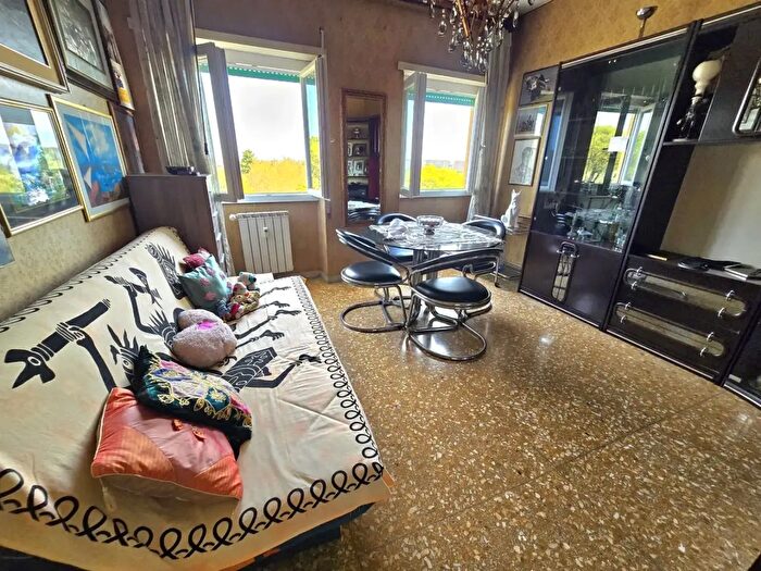 Appartamento bilocale in vendita in Via Calpurnio Fiamma, Roma
