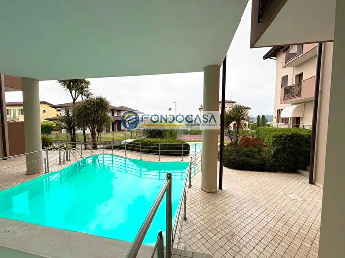 Appartamento trilocale in vendita in Via Vaccarolo h, Desenzano Del Garda