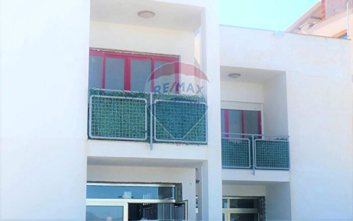 Appartamento con 7 locali in vendita in Contrada San Gaetano Alcamo, Alcamo