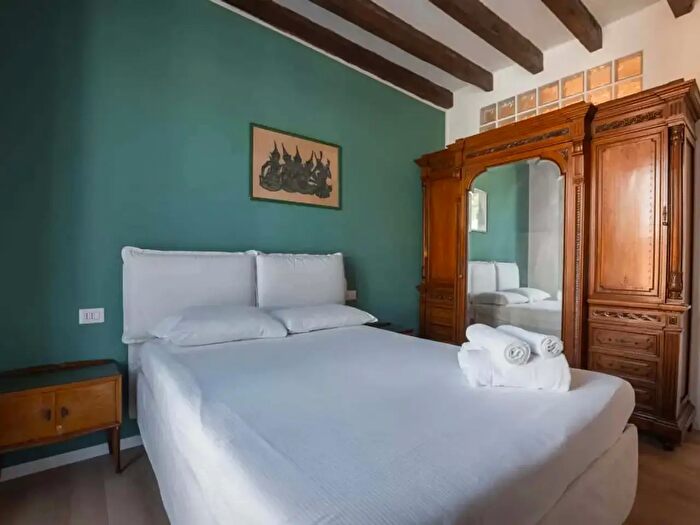 Appartamento monolocale in affitto in Via Marco Aurelio, Milano