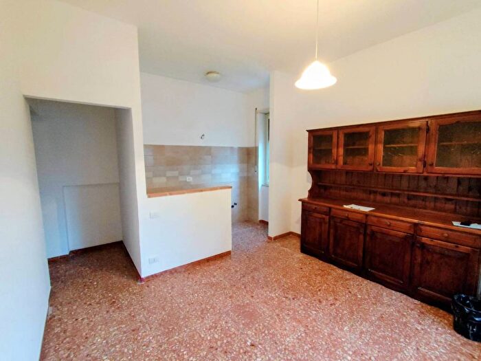 Appartamento quadrilocale in affitto in Orte Scalo, Orte