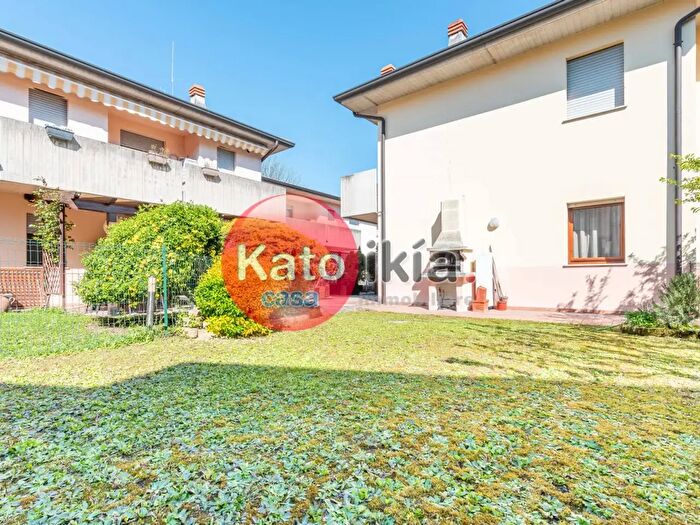 Case in Vendita e in Affitto - 3