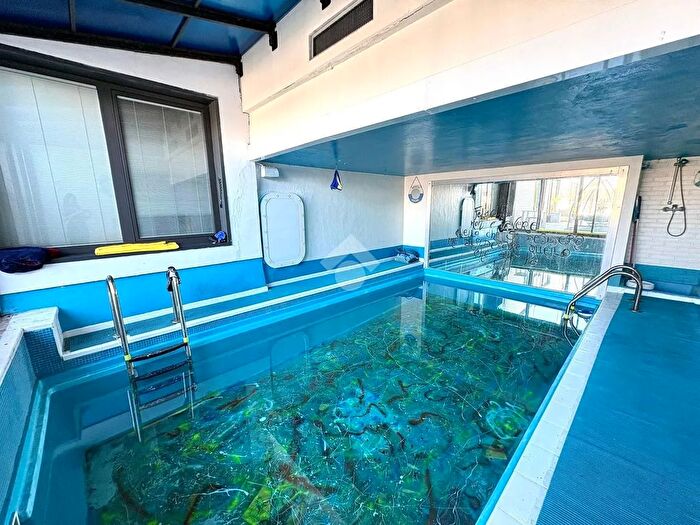 Casa con 5 locali in vendita in Via Giovanni Antolini, Piacenza