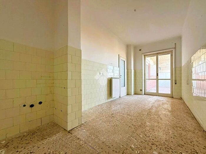 Appartamento bilocale in vendita in Via Monti Lepini, Cisterna Di Latina