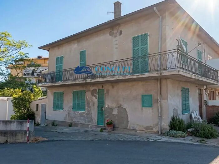 Casa quadrilocale in vendita in Via Roma Snc, Martinsicuro