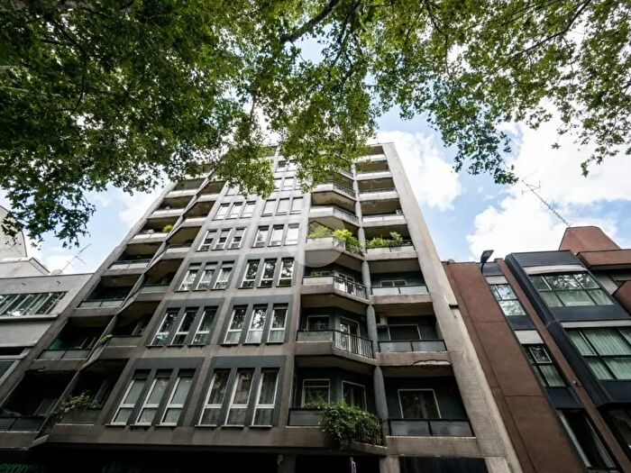 Appartamento monolocale in affitto in Viale Piceno, Milano