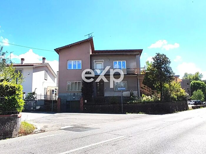 Appartamento trilocale in vendita in Via Massimo dAzeglio, Montale