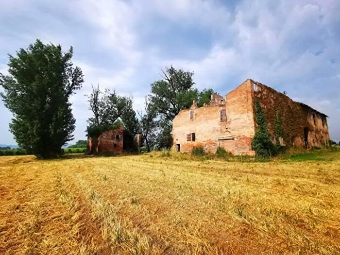 Casa monolocale in vendita in Via Orfana, Reggio Emilia