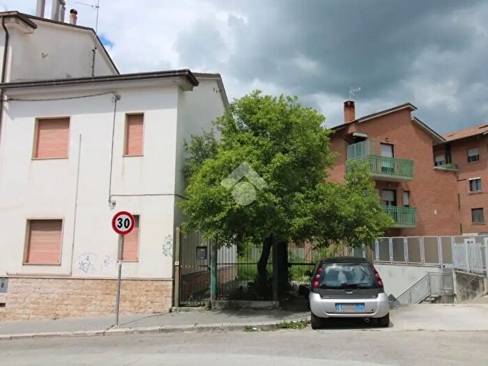 Casa trilocale in vendita in Via Monte Santo, Campobasso