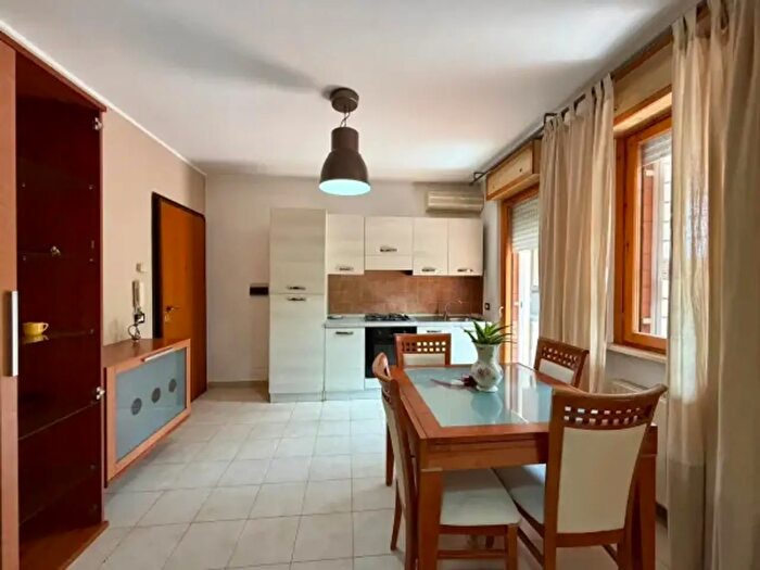 Appartamento bilocale in vendita in Via San Biagio Platani, Roma