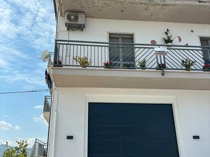Appartamento con 5 locali in vendita in Via Padre Pio, Montenero Di Bisaccia