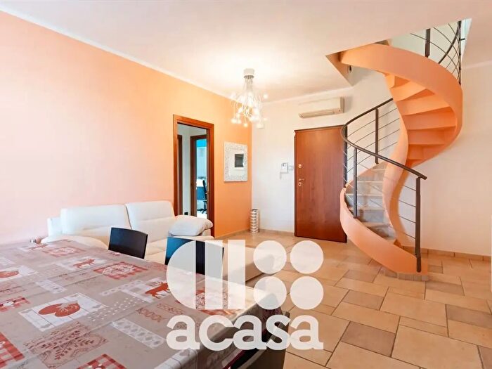 Appartamento quadrilocale in vendita in Via Bologna, Cesenatico