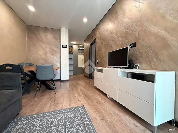 Appartamento quadrilocale in vendita in Lungadige Marco Apuleio, Trento