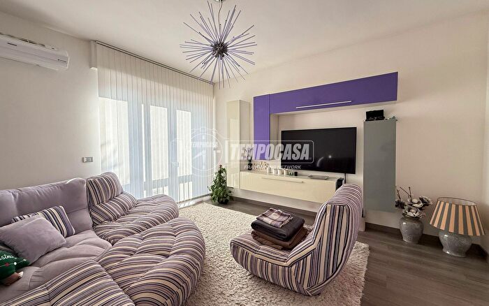 Appartamento trilocale in vendita in Pieve Emanuele