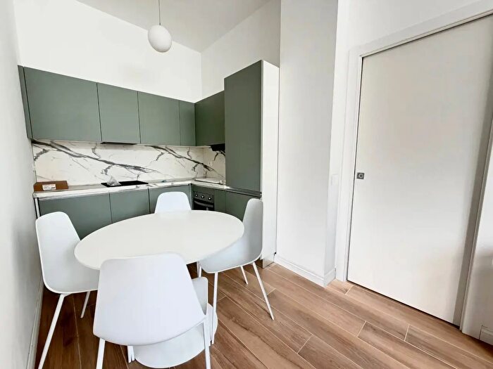 Appartamento trilocale in vendita in Via Bolzano, Cologno Monzese