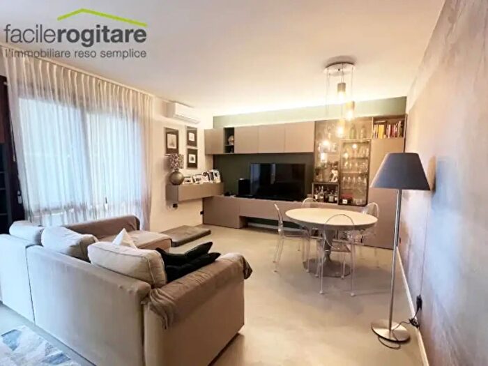 Appartamento con 6 locali in vendita in Via Tavoleto, Misano Adriatico