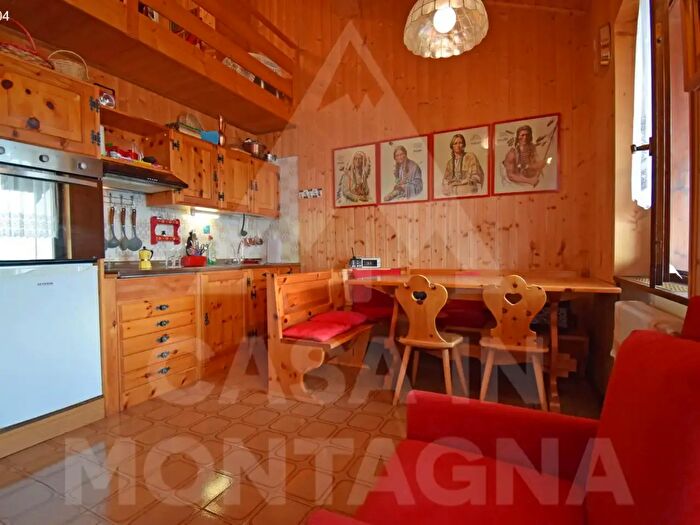 Appartamento quadrilocale in vendita in Ville di Fiemme