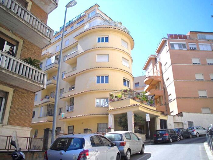 Appartamento bilocale in affitto in via FELICIANO SCARPELLINI, Euclide, Roma