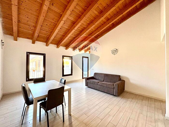 Appartamento bilocale in vendita in Castelverde