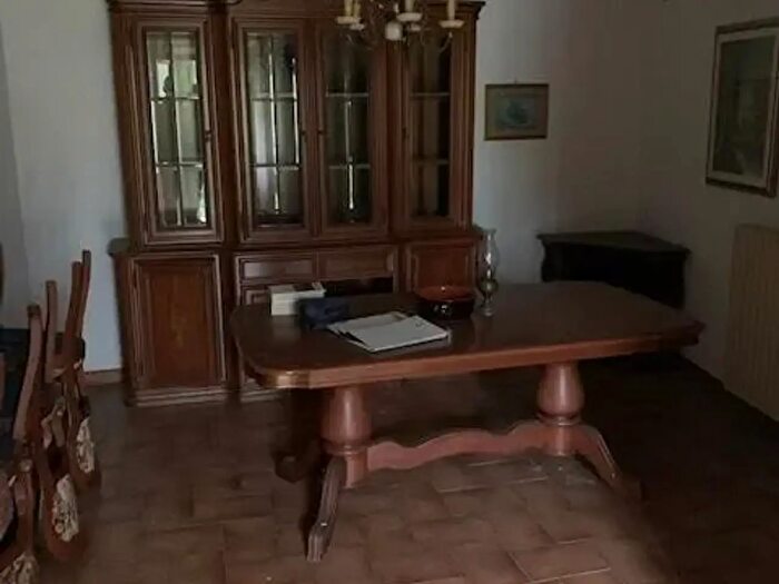 Appartamento con 6 locali in vendita in Calci