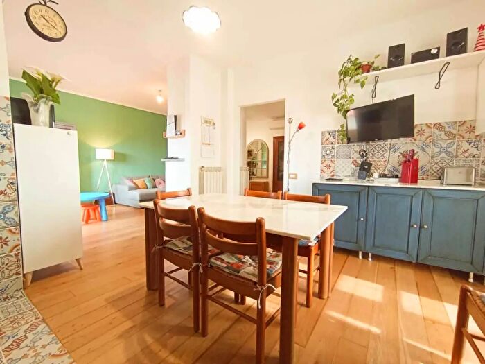 Appartamento con 5 locali in vendita in Fiorentina, Pisa