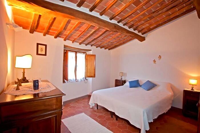 Appartamento trilocale in vendita in Castelnuovo Berardenga