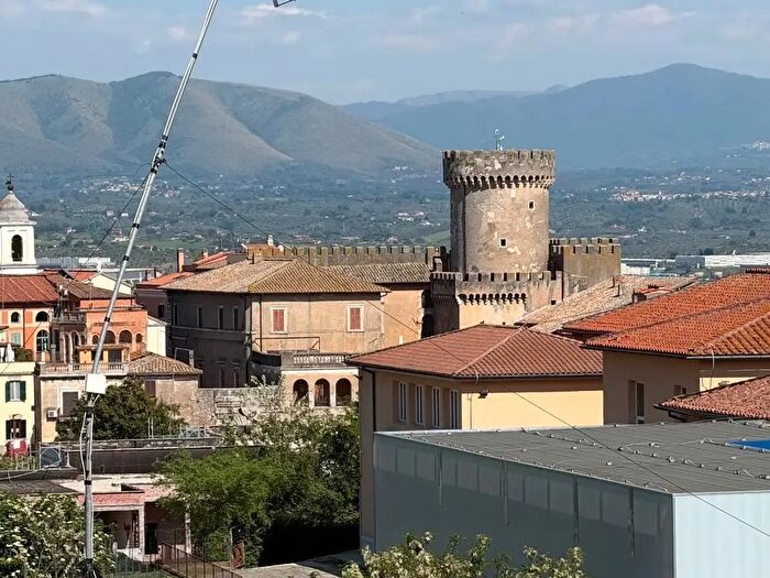 Appartamento trilocale in vendita in Via delle Cascate, Fiano Romano